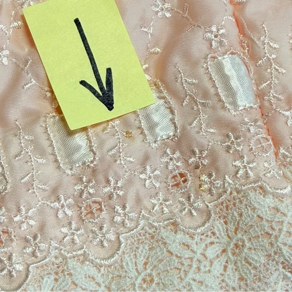 Vintage Christian Dior Quilted Satin Bed Jacket Romantic Coquette Regency - Picture 9 of 13